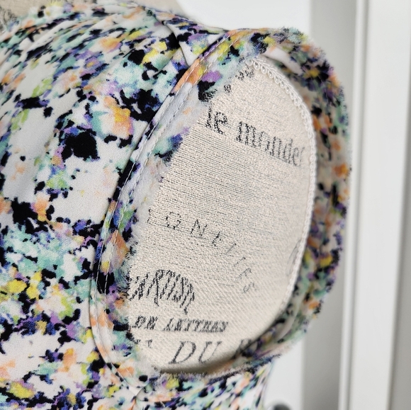 H&M Sleeveless Blouse - Picture 7 of 11